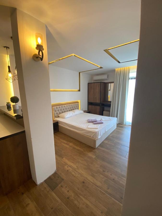 Apartments Stanaj ウルツィニ エクステリア 写真