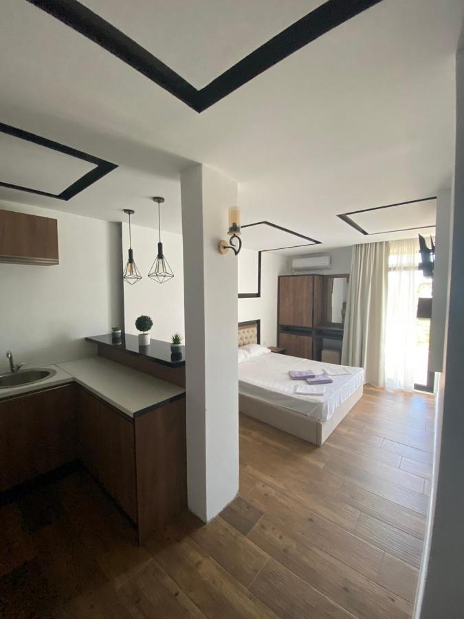 Apartments Stanaj ウルツィニ エクステリア 写真