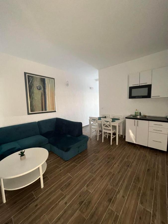 Apartments Stanaj ウルツィニ エクステリア 写真