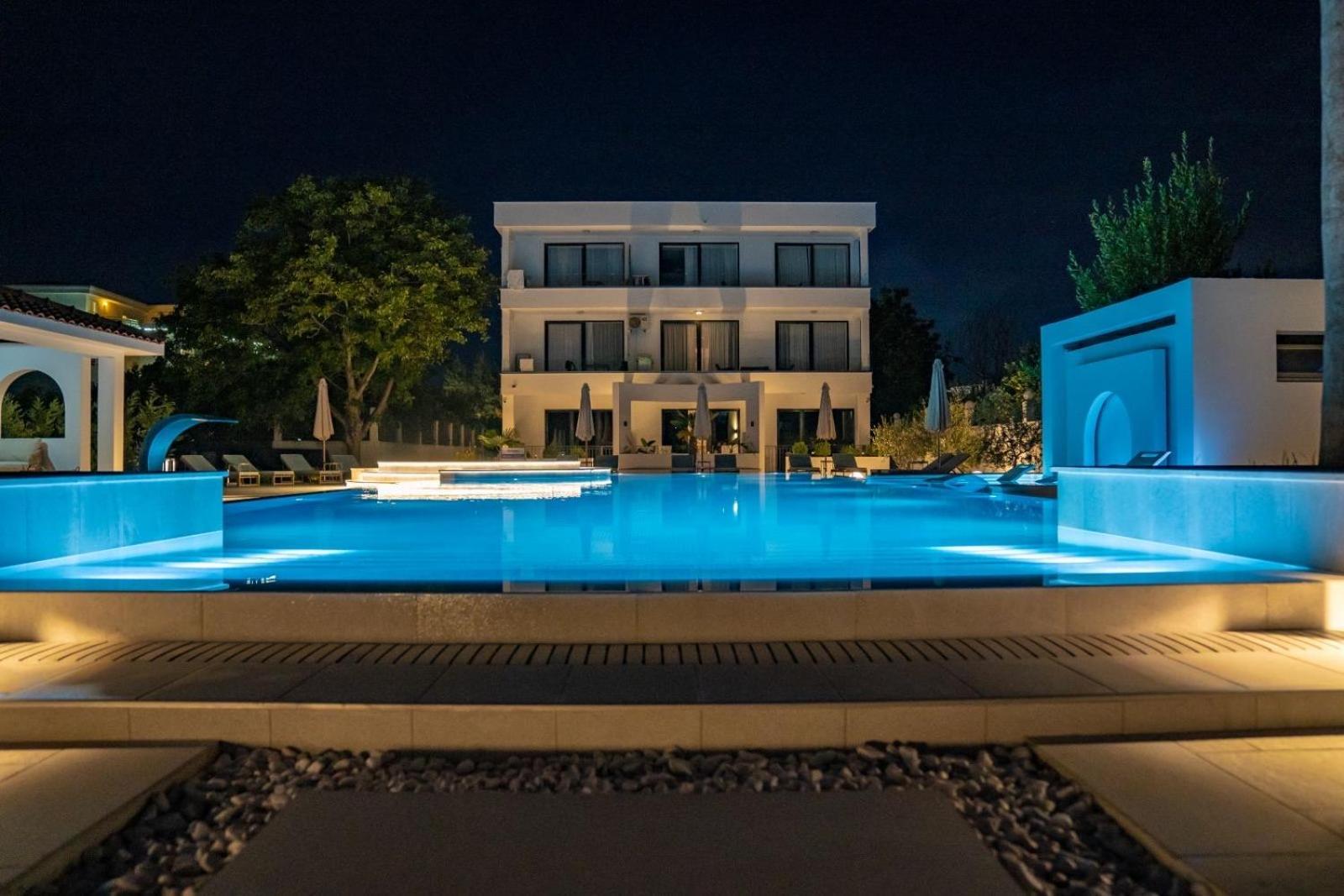 Apartments Stanaj ウルツィニ エクステリア 写真