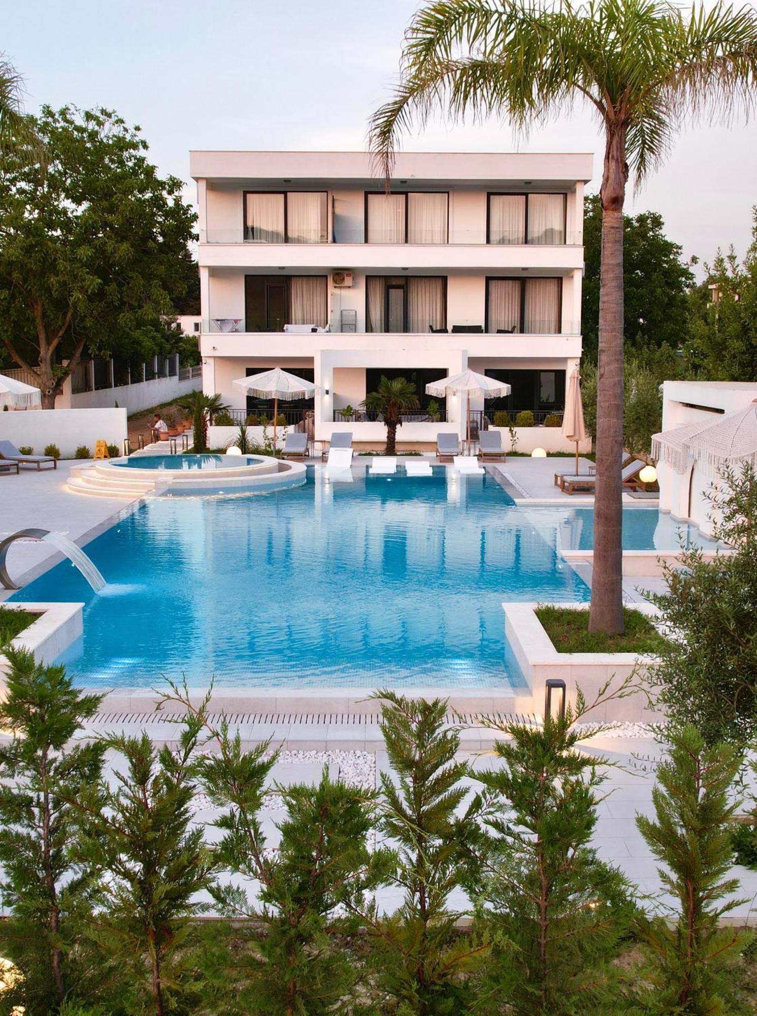 Apartments Stanaj ウルツィニ エクステリア 写真