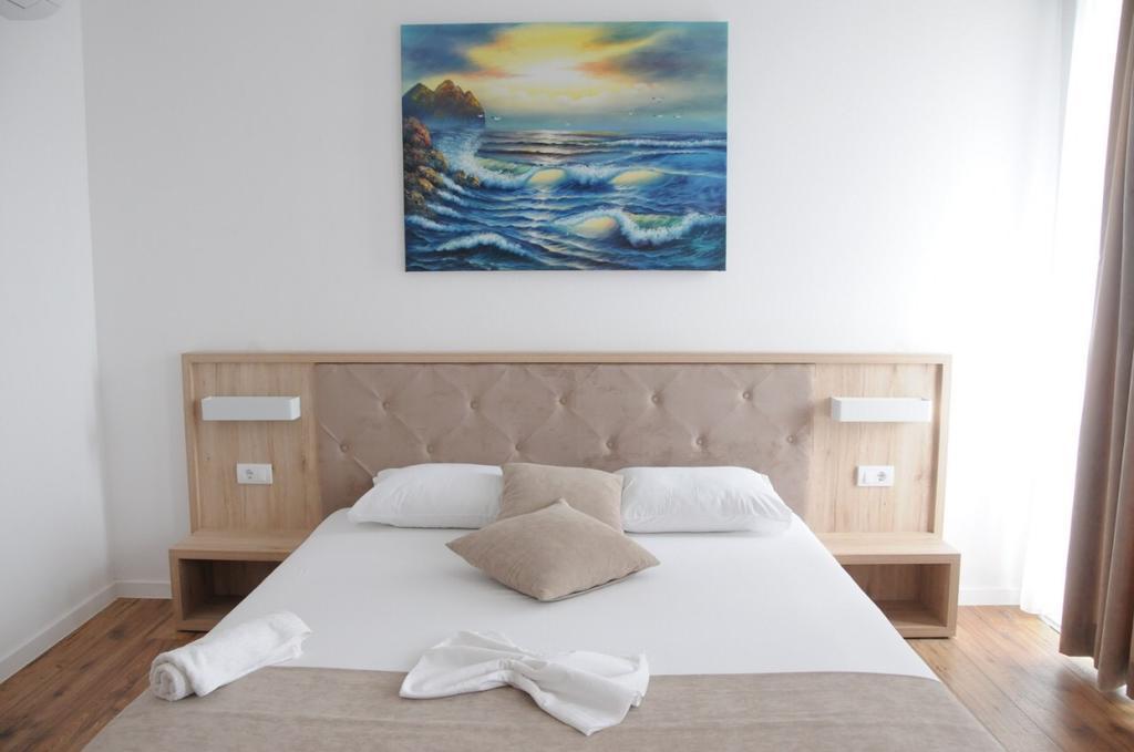 Apartments Stanaj ウルツィニ エクステリア 写真
