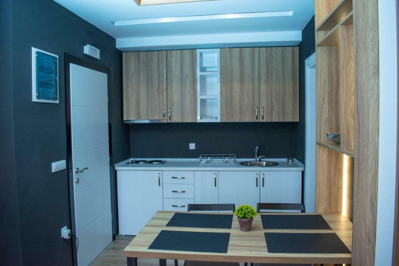 Apartments Stanaj ウルツィニ エクステリア 写真